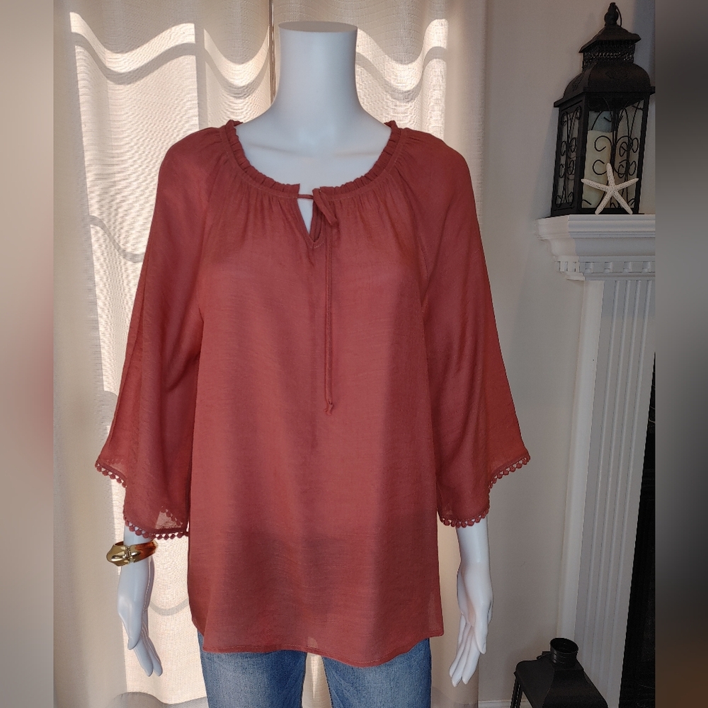 LATE AUGUST Flowy Peasant Top With Lace Detail Sleeves L
